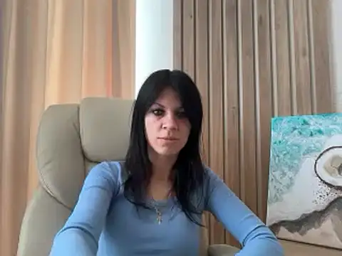 Snapshot of InjaAtHome chatting on 11, 7, 2026 InjaAtHome online show from 11, 7, 2026