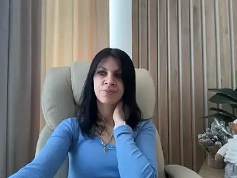 Snapshot of InjaAtHome chatting on 4, 3, 2026 InjaAtHome online show from 4, 3, 2026