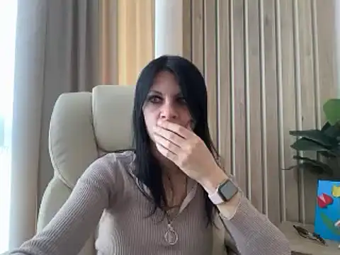 Snapshot of InjaAtHome chatting on 28, 5, 2026 InjaAtHome online show from 28, 5, 2026