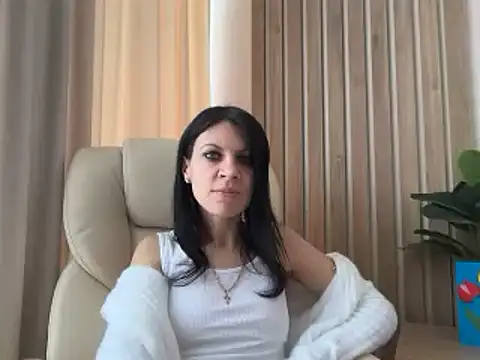 Snapshot of InjaAtHome chatting on 2, 5, 2026 InjaAtHome online show from 2, 5, 2026