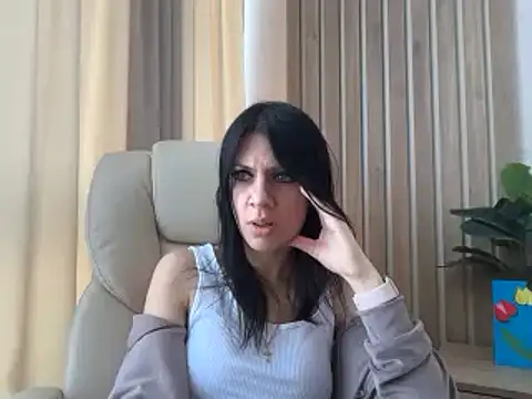 Snapshot of InjaAtHome chatting on 27, 4, 2026 InjaAtHome online show from 27, 4, 2026