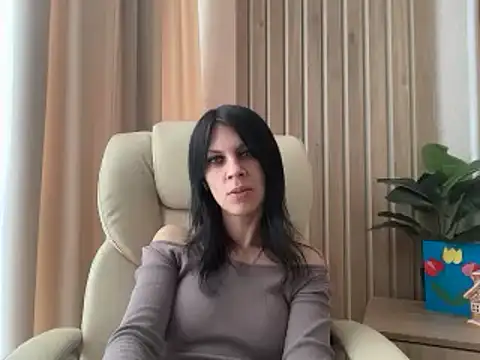 Snapshot of InjaAtHome chatting on 1, 4, 2026 InjaAtHome online show from 1, 4, 2026