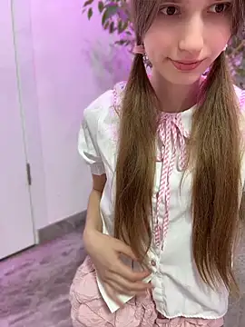 elikako online show from 18, 4, 2026