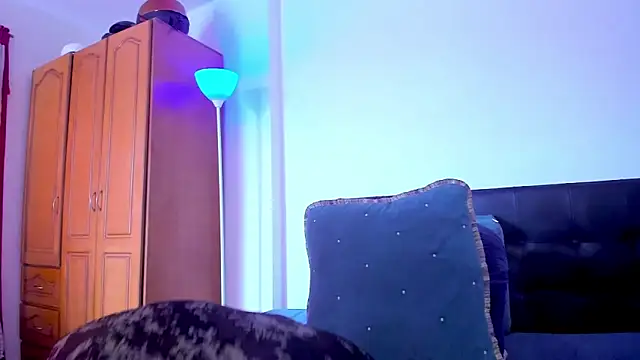 Eiden allenx online show from 6, 3, 2026