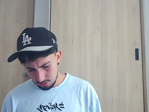 ChrisDamon online show from 18, 11, 2025