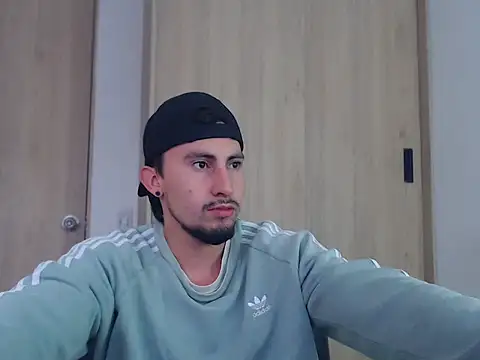 ChrisDamon online show from 4, 11, 2025