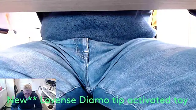 Snapshot of RicRockhard chatting on 13, 1, 2025 RicRockhard online show from 13, 1, 2025