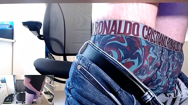 Snapshot of RicRockhard chatting on 24, 9, 2025 RicRockhard online show from 24, 9, 2025