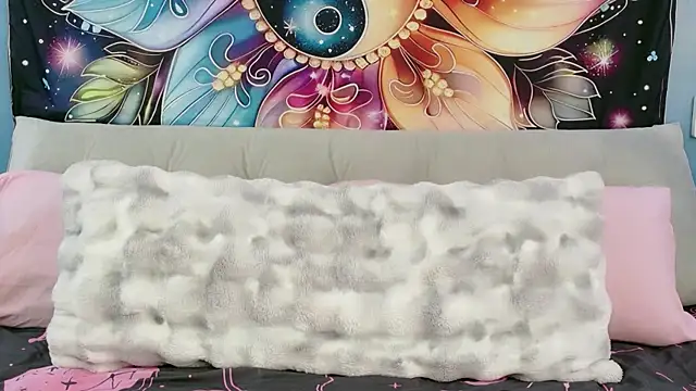 Snapshot of SaraBearXo chatting on 28, 2, 2026 SaraBearXo online show from 28, 2, 2026