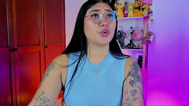 eymy-hadid online show from 21, 12, 2025