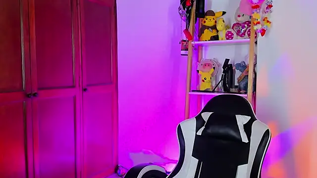 eymy-hadid online show from 20, 10, 2025