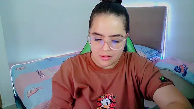 Snapshot of _alicia_z chatting on 7, 2, 2025 alicia z online show from 7, 2, 2025