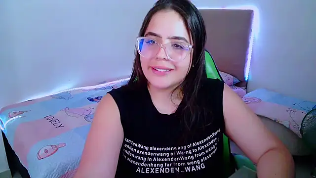 Snapshot of _alicia_z chatting on 3, 2, 2025 alicia z online show from 3, 2, 2025