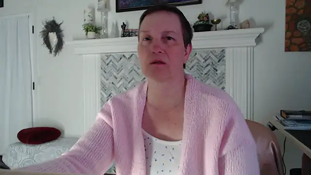 AuroraWillows online show from 3, 3, 2026