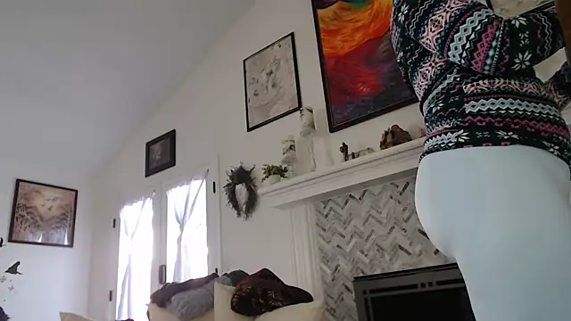 AuroraWillows online show from 1, 11, 2025