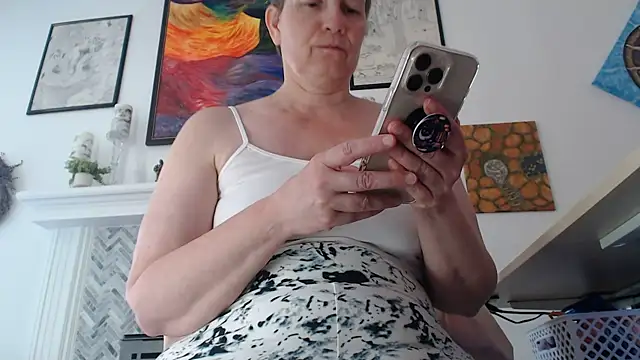 AuroraWillows online show from 10, 6, 2026