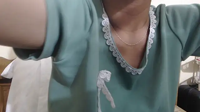 Beauty Asian Tina online show from 19, 4, 2026