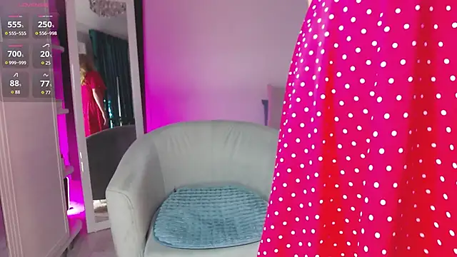 Madam Evi online show from 28, 9, 2025