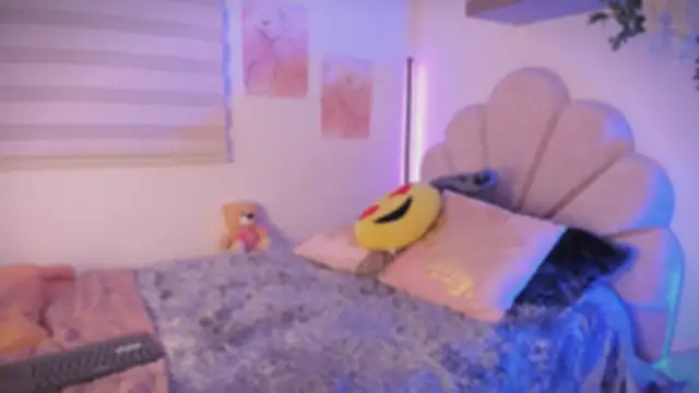 Snapshot of RachelMorgan01 chatting on 14, 11, 2025 RachelMorgan01 online show from 14, 11, 2025