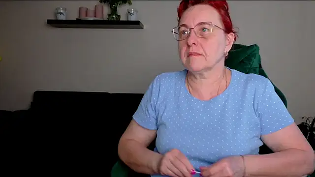 Snapshot of JoannaAndNeighbour chatting on 26, 6, 2026 JoannaAndNeighbour online show from 26, 6, 2026