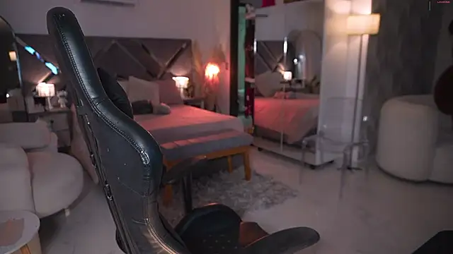 KateOwens online show from 17, 9, 2025