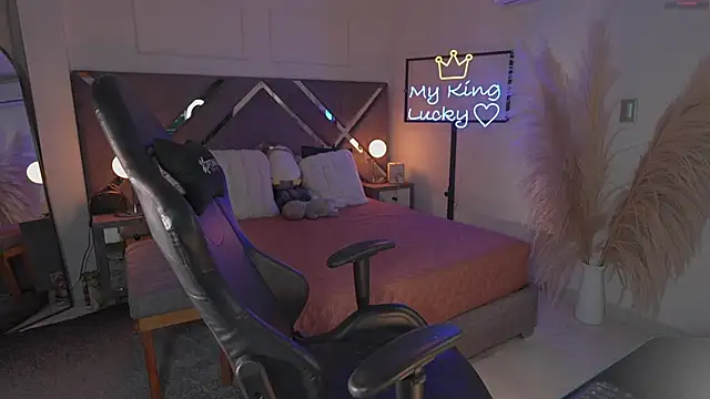 KateOwens online show from 29, 11, 2025