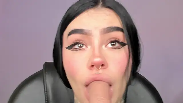 Snapshot of Jas_miin chatting on 7, 10, 2025 Jas miin online show from 7, 10, 2025