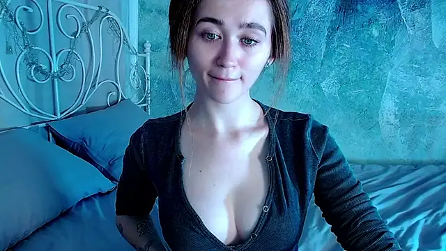 Snapshot of millllina chatting on 30, 10, 2025 millllina online show from 30, 10, 2025