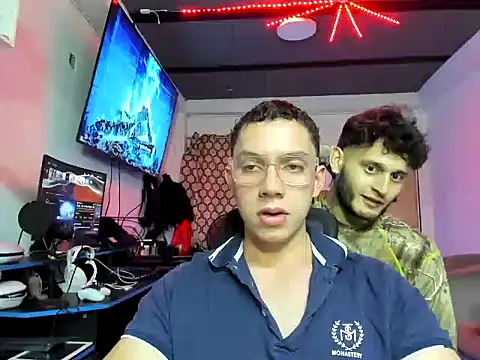 davinalhot online show from 13, 4, 2026