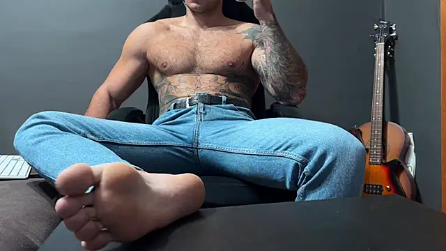 Mr YourGod online show from 2, 11, 2025