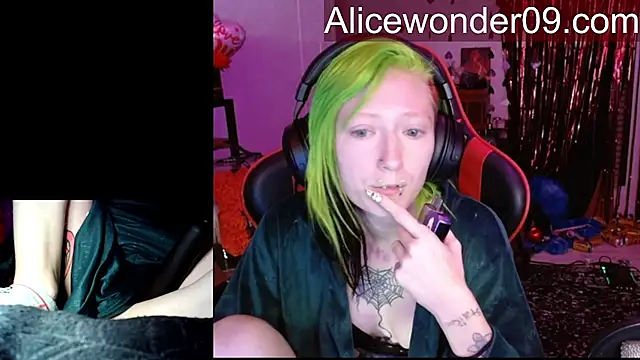 alicewonder09 online show from 17, 2, 2026