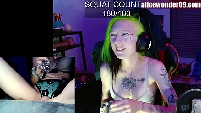 alicewonder09 online show from 3, 10, 2025