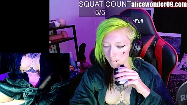 alicewonder09 online show from 30, 10, 2025