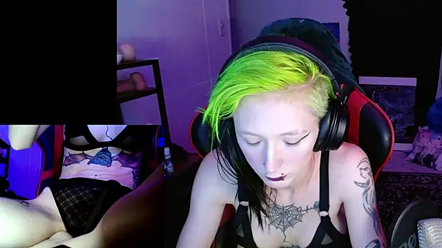 alicewonder09 online show from 5, 11, 2025