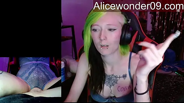 alicewonder09 online show from 4, 2, 2026