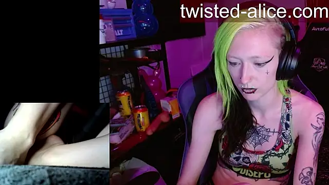 alicewonder09 online show from 11, 4, 2026