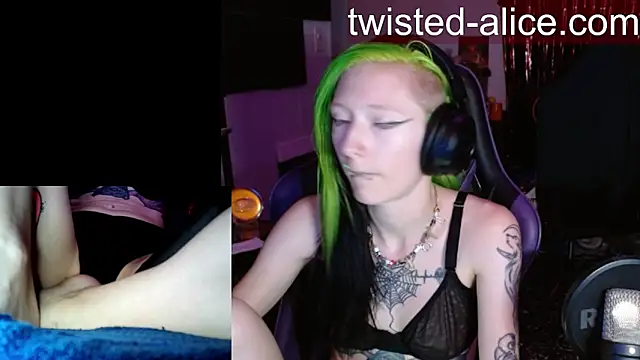 alicewonder09 online show from 24, 6, 2026