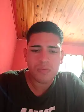 Snapshot of ynose2 chatting on 7, 10, 2025 ynose2 online show from 7, 10, 2025