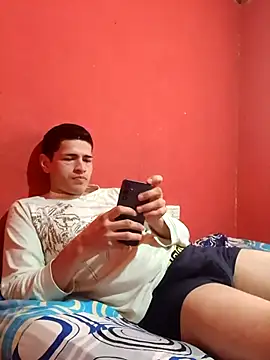 Snapshot of ynose2 chatting on 25, 9, 2025 ynose2 online show from 25, 9, 2025