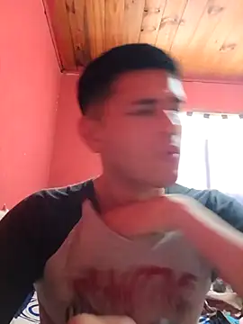 Snapshot of ynose2 chatting on 9, 10, 2025 ynose2 online show from 9, 10, 2025