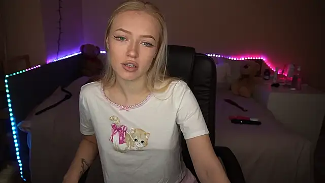 AmandaFiree online show from 14, 11, 2025