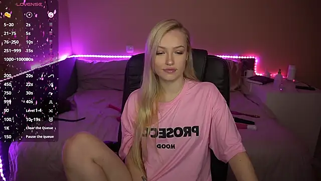 AmandaFiree online show from 19, 3, 2025