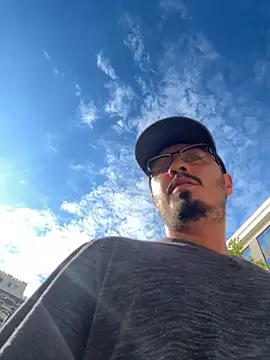 Snapshot of Bbyboyivan chatting on 1, 11, 2025 Bbyboyivan online show from 1, 11, 2025