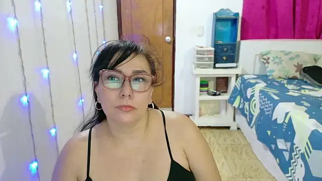 hottplay online show from 14, 9, 2025