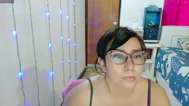 hottplay online show from 21, 9, 2025