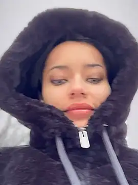 Snapshot of MistressBelleNoire chatting on 5, 3, 2025 MistressBelleNoire online show from 5, 3, 2025