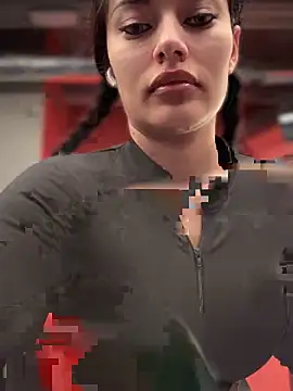 Snapshot of MistressBelleNoire chatting on 22, 3, 2025 MistressBelleNoire online show from 22, 3, 2025