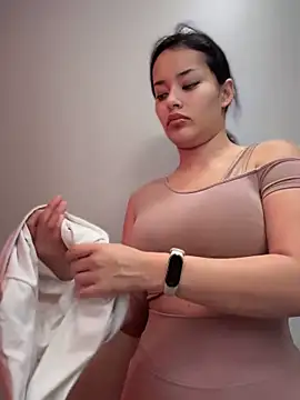 Snapshot of MistressBelleNoire chatting on 25, 2, 2025 MistressBelleNoire online show from 25, 2, 2025