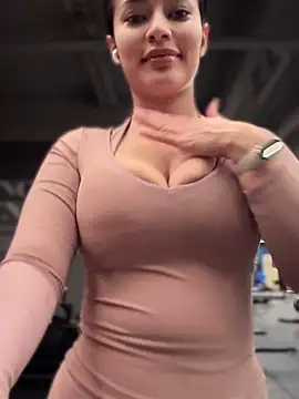 Snapshot of MistressBelleNoire chatting on 7, 3, 2025 MistressBelleNoire online show from 7, 3, 2025