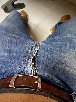 pedrosantos3366 online show from 28, 9, 2025